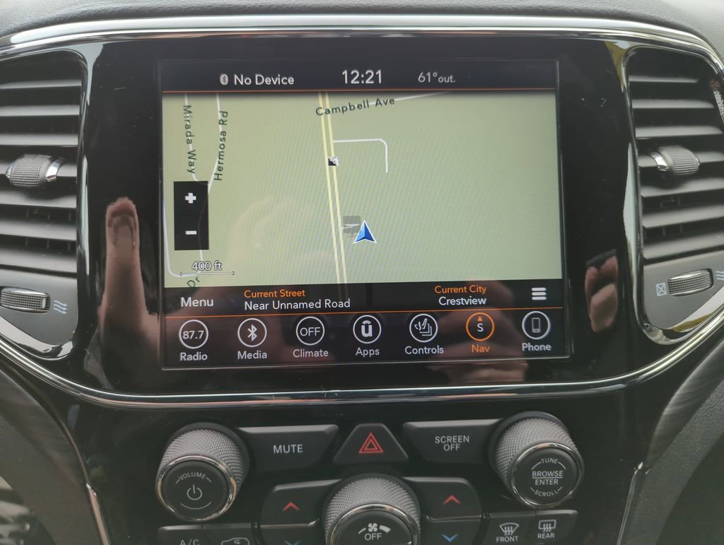 Used 2019 Jeep Grand Cherokee Altitude image 23