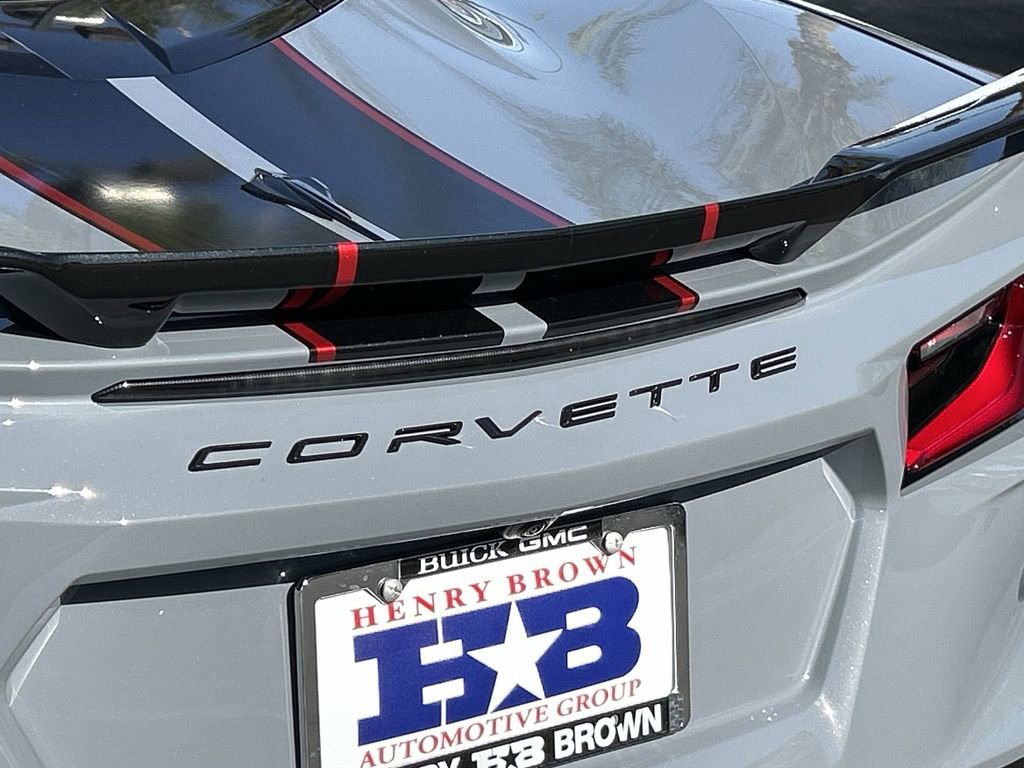 Used 2024 Chevrolet Corvette Stingray Preferred Cpe w/ Z51 Performance Package RWD image 31