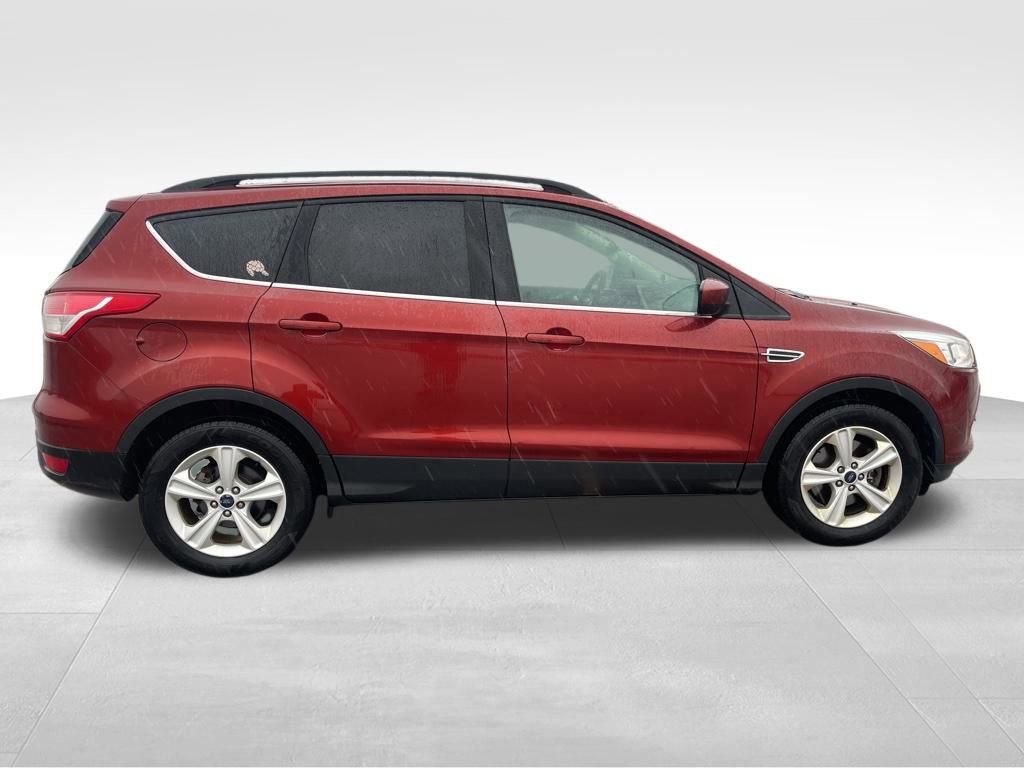 Used 2016 Ford Escape SE w/ Equipment Group 201A image 8