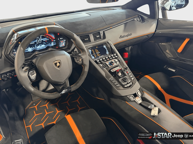 Used 2021 Lamborghini Aventador SVJ AWD/4WD image 34