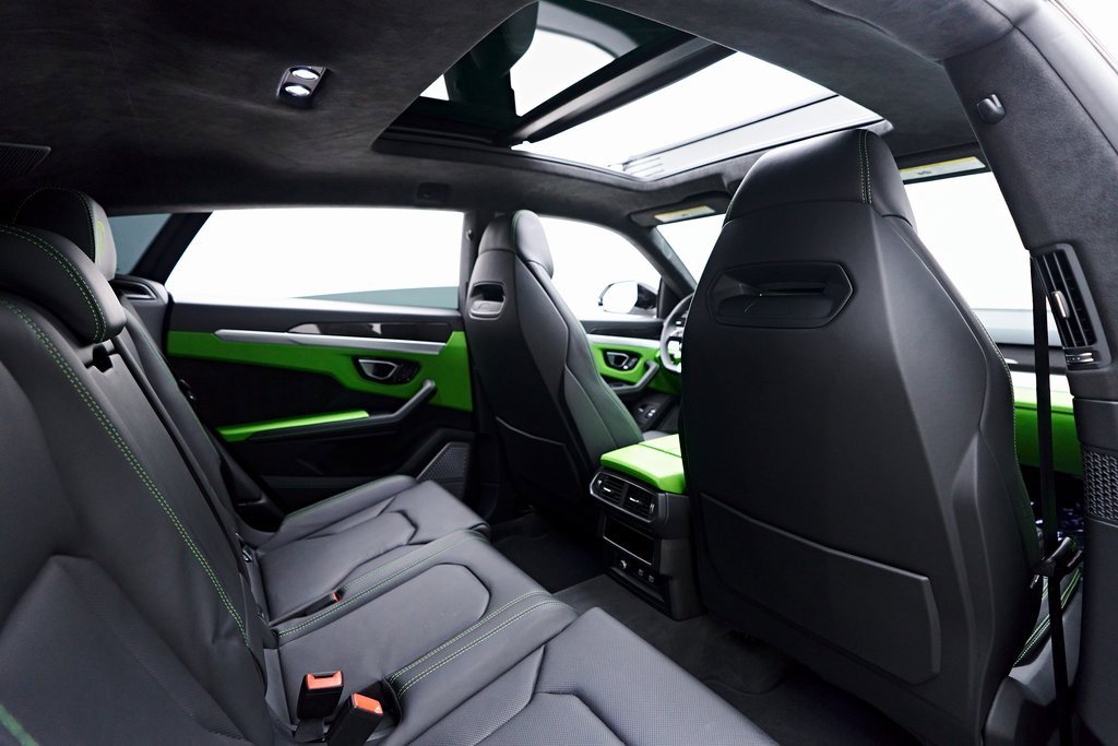 Used 2022 Lamborghini Urus image 48