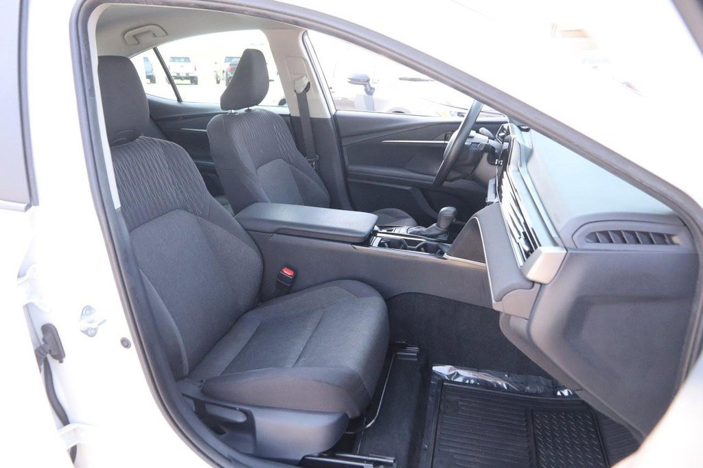 Used 2025 Toyota Camry LE image 26