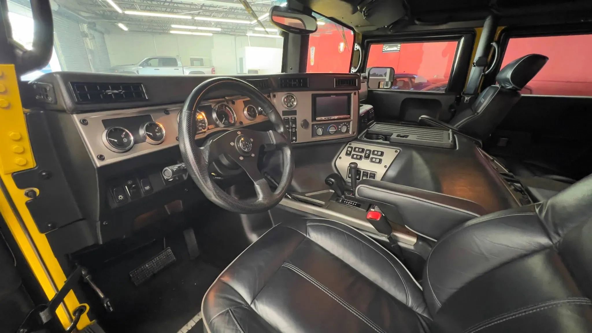 Used 2006 HUMMER H1 4-Door Open Top AWD/4WD image 16