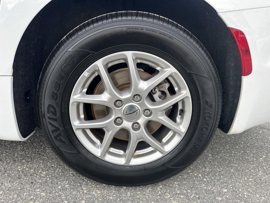 Used 2024 Chrysler Pacifica Touring-L image 30