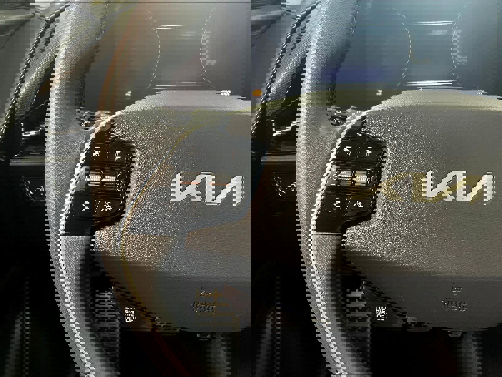 Used 2023 Kia Niro Wave w/ Wave Preserve Package image 23