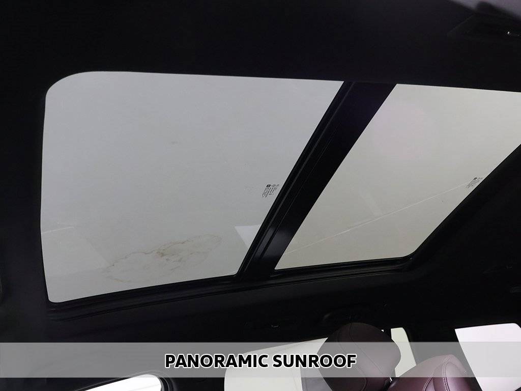 Used 2024 Cadillac XT6 Premium Luxury w/ LPO, Floor Liner Package image 4