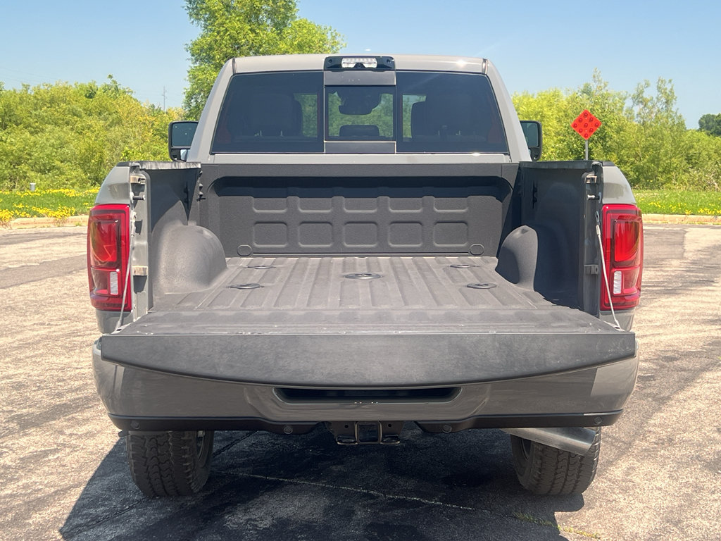 New 2026 RAM 2500 Laramie AWD/4WD image 37