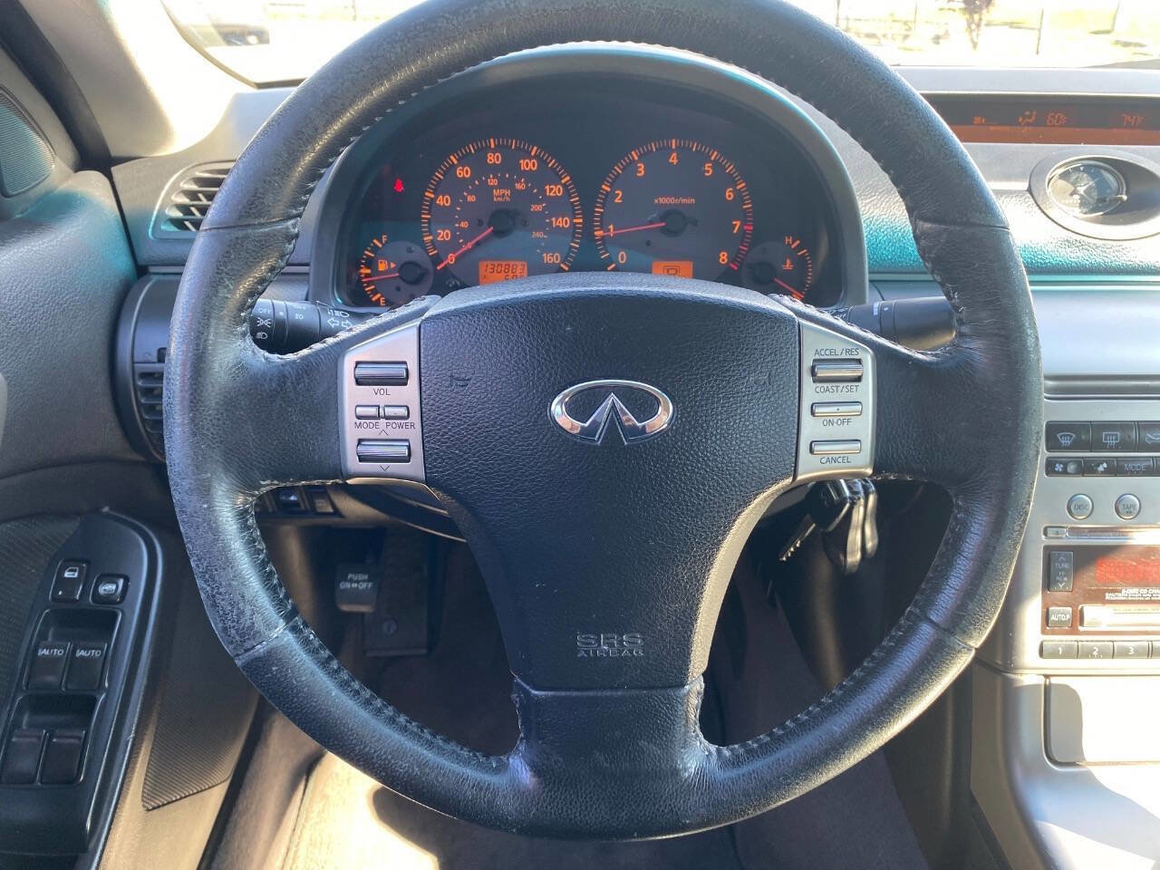 Used 2003 INFINITI G35 Sedan w/ Sport-Tuned Suspension Pkg RWD image 17