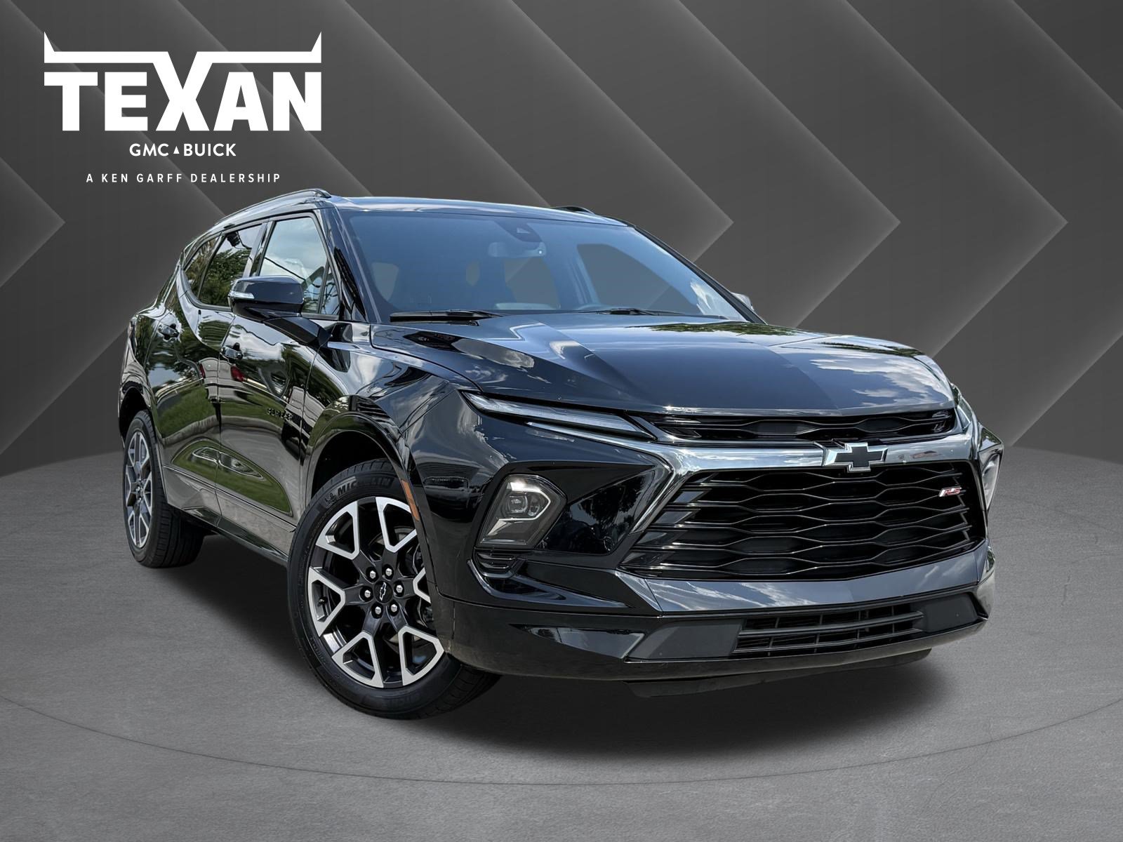Used 2025 Chevrolet Blazer RS FWD image 1