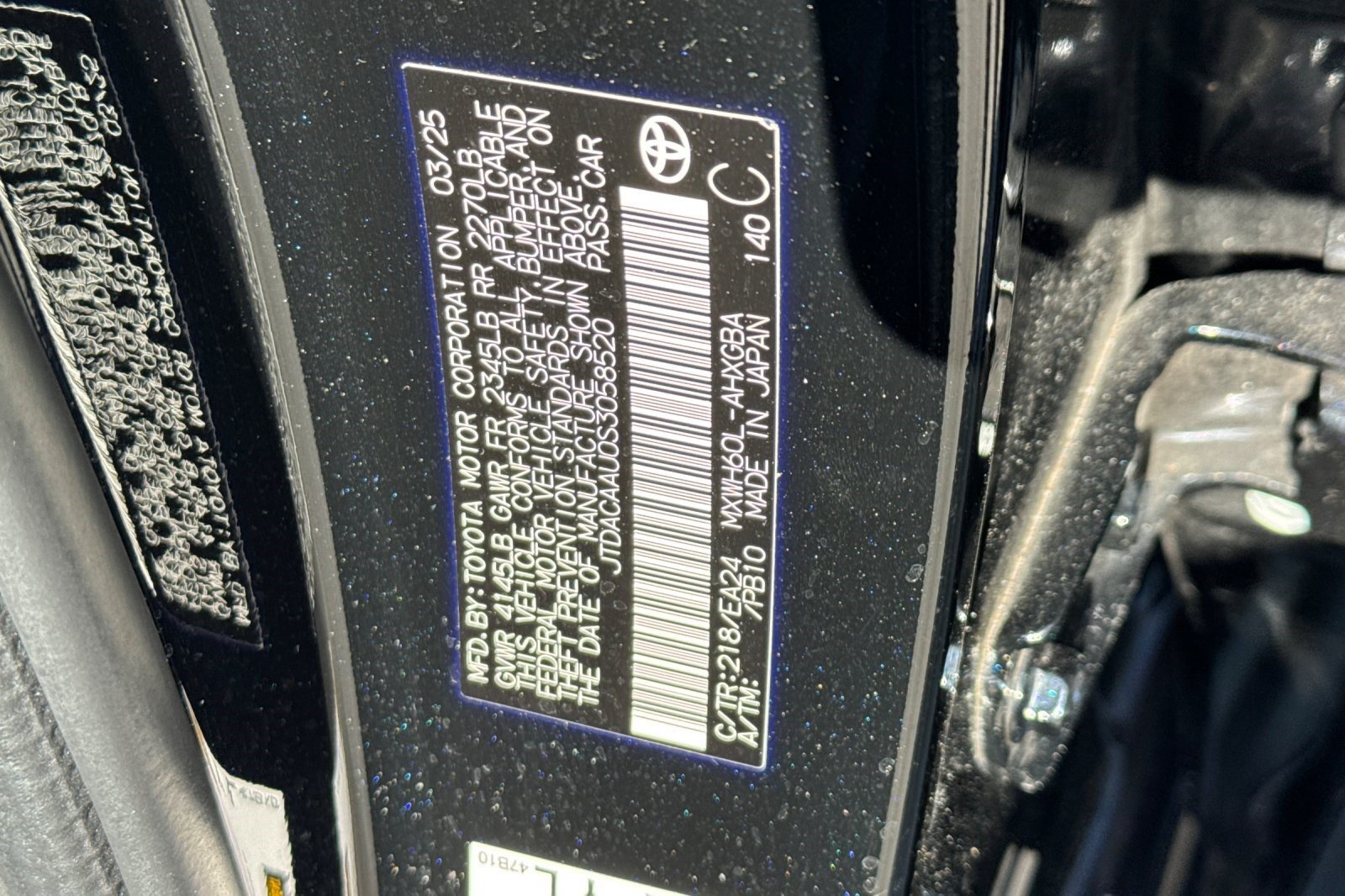 Used 2025 Toyota Prius FWD image 27