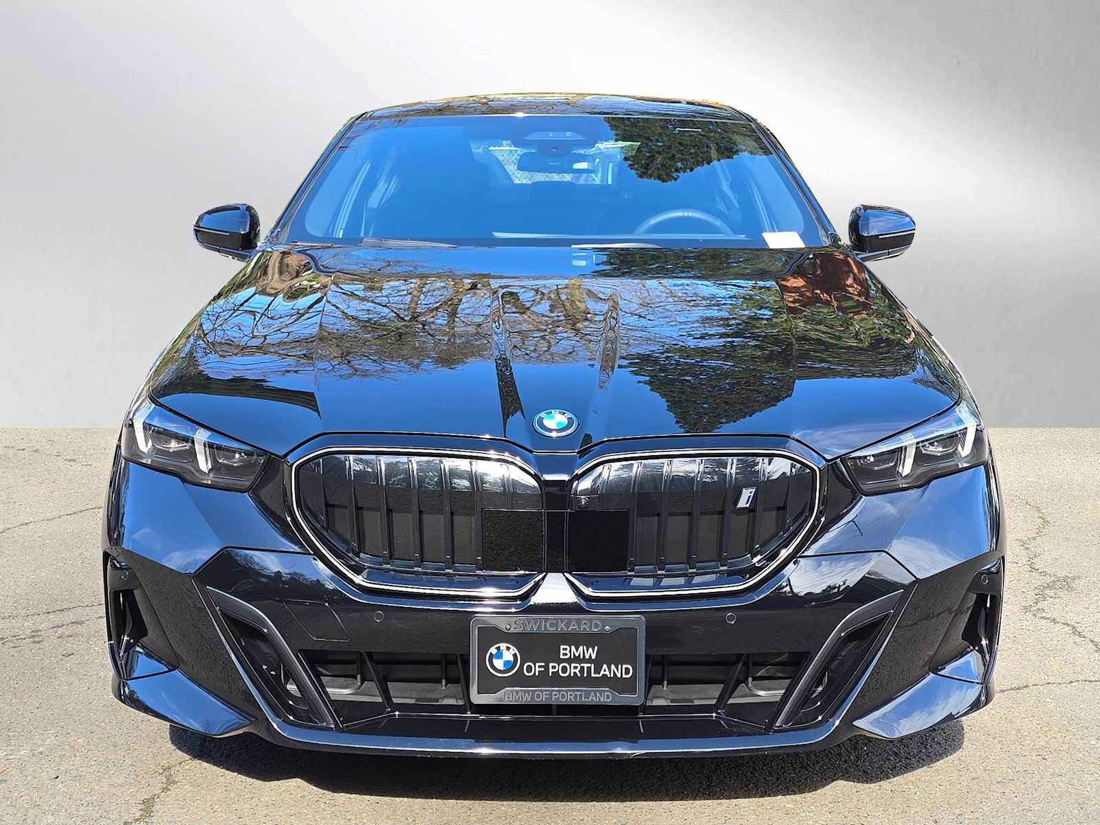 Used 2025 BMW i5 xDrive40 w/ M Sport Package image 8