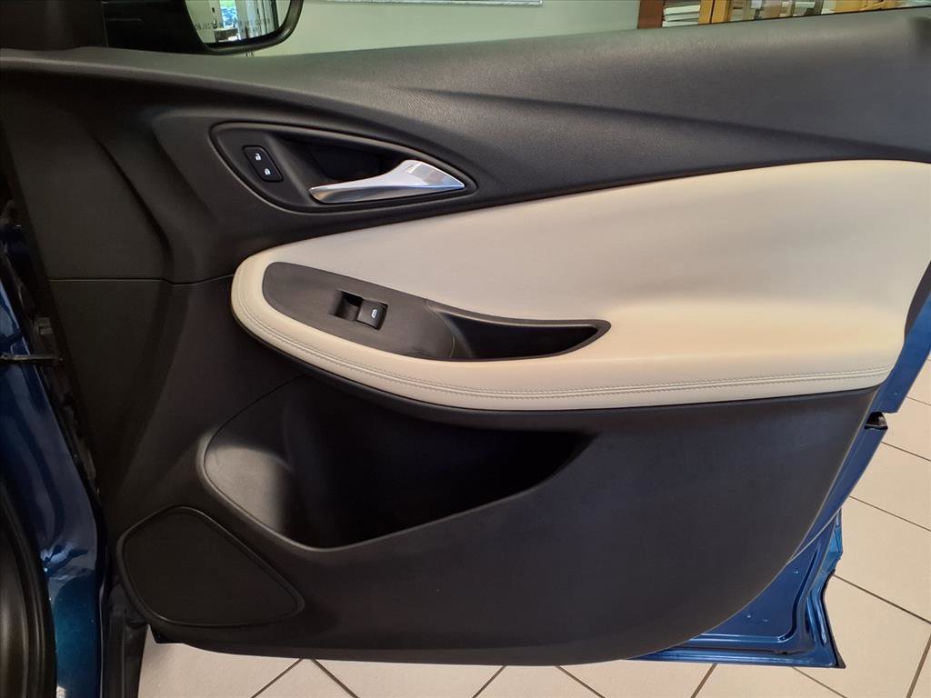 Used 2021 Buick Encore GX Preferred image 11