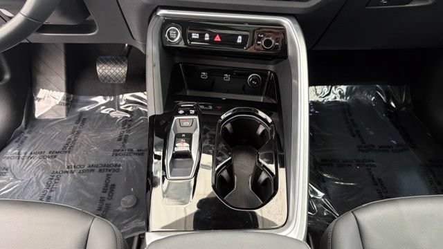 Used 2025 Audi Q5 Premium Plus AWD/4WD image 39