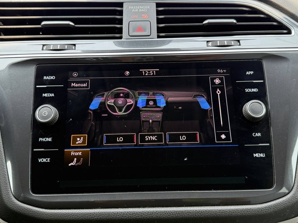 Used 2022 Volkswagen Tiguan SE FWD image 16