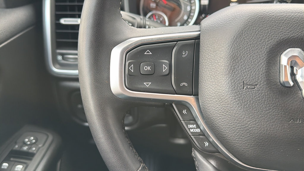 Used 2025 RAM 1500 Big Horn AWD/4WD image 19