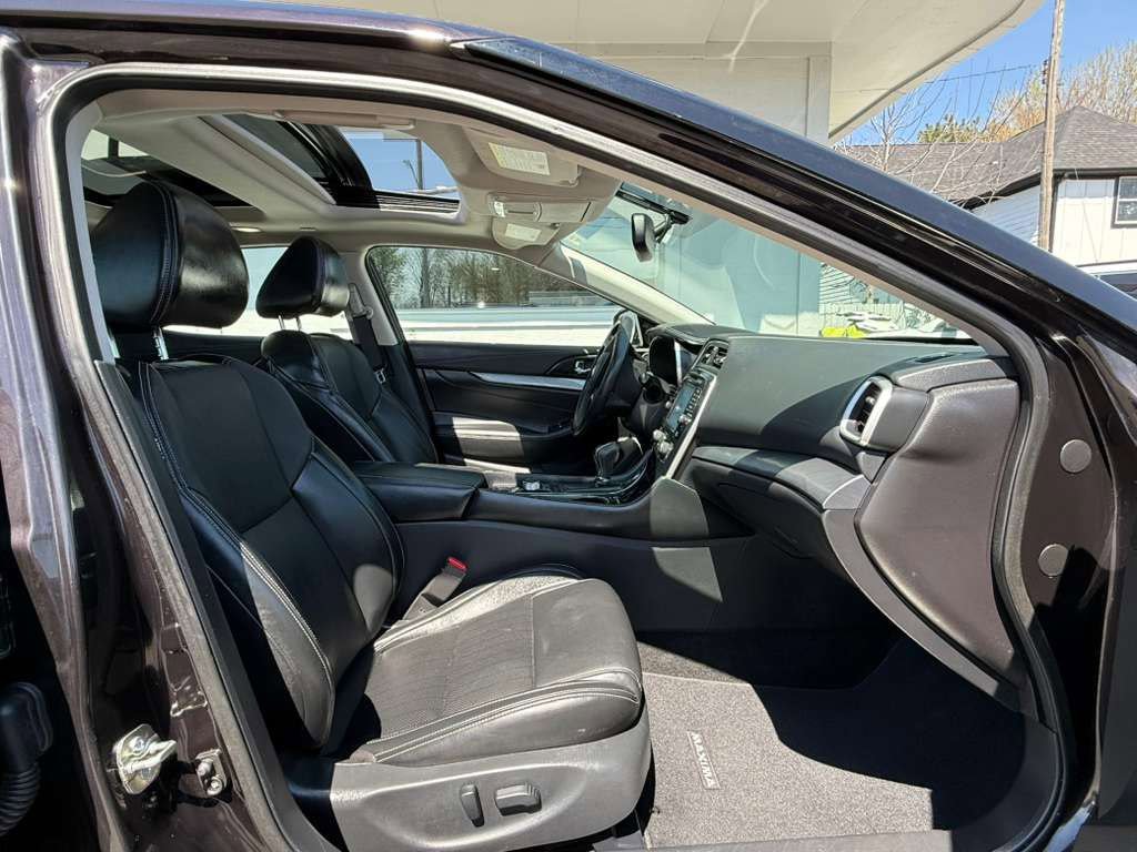 Used 2016 Nissan Maxima 3.5 SL image 17