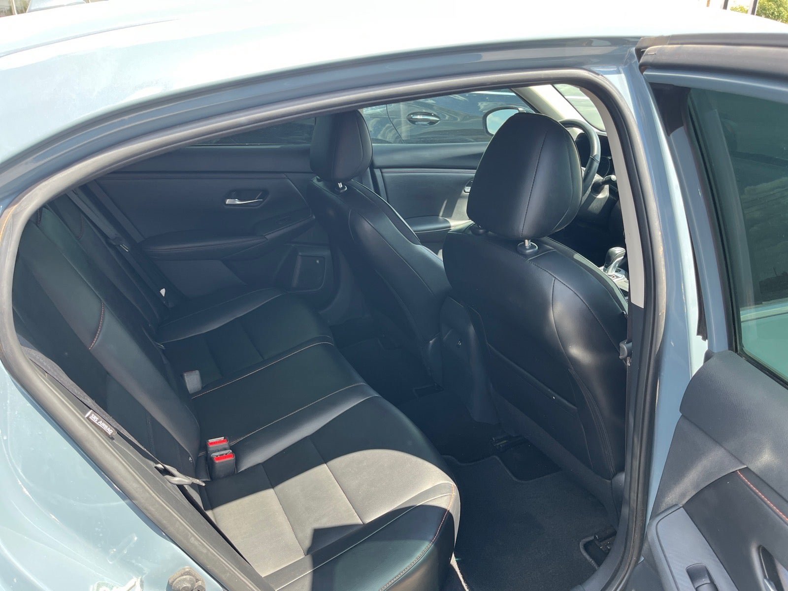 Used 2025 Nissan Sentra SR w/ SR Premium Package FWD image 8