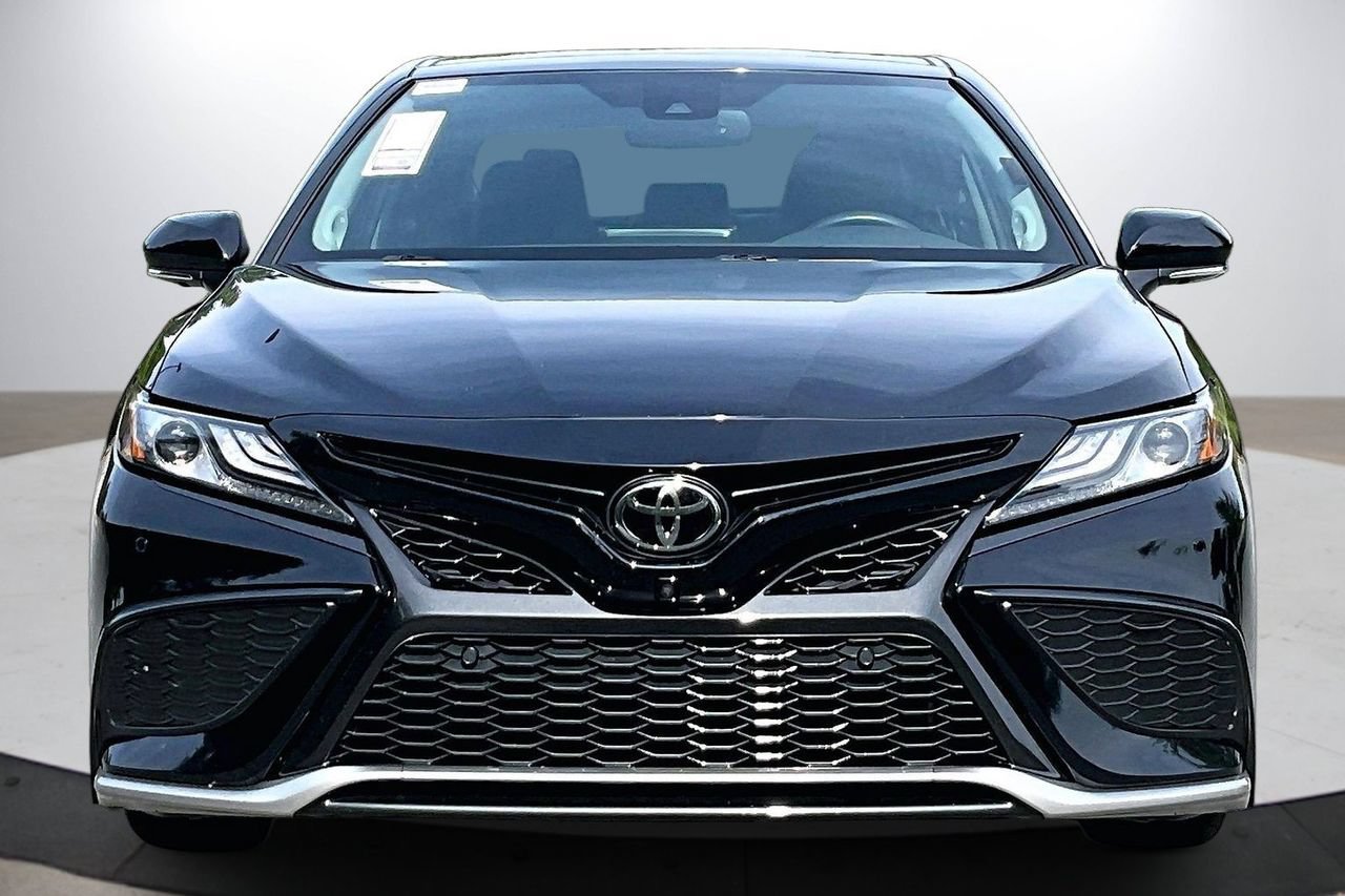Used 2023 Toyota Camry XSE w/ Driver Assist Package FWD image 3