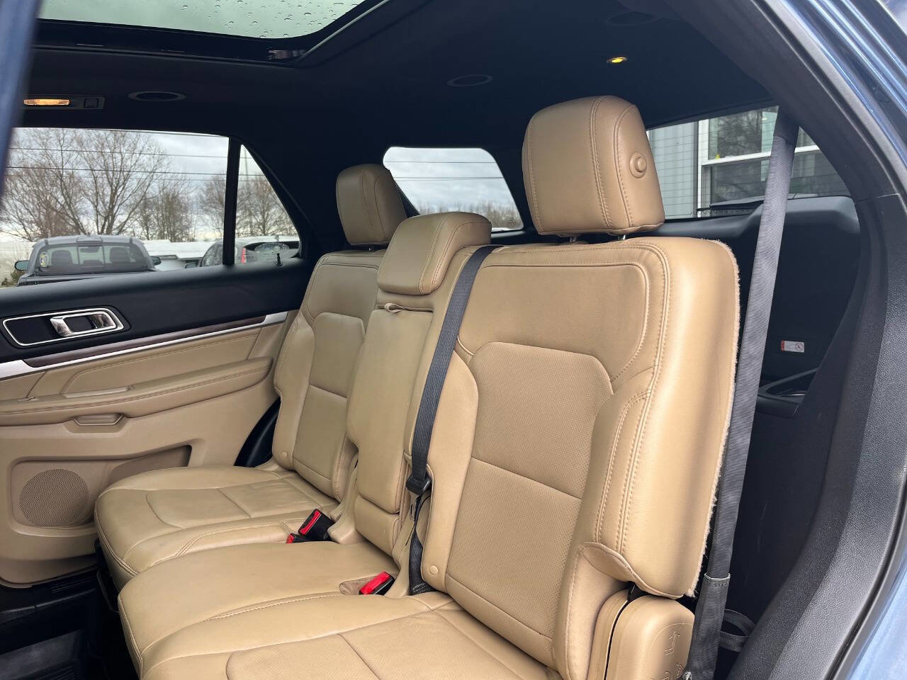 Used 2017 Ford Explorer Limited w/ Equipment Group 301A image 18