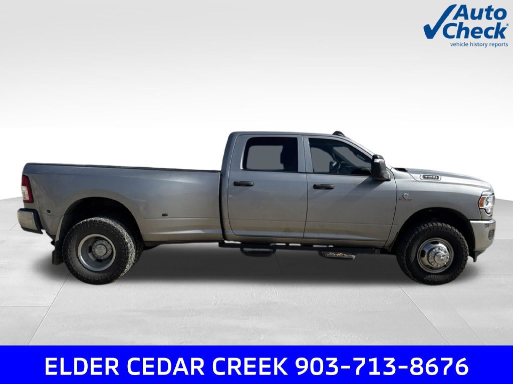 Used 2024 RAM 3500 Tradesman w/ Chrome Appearance Group AWD/4WD image 9