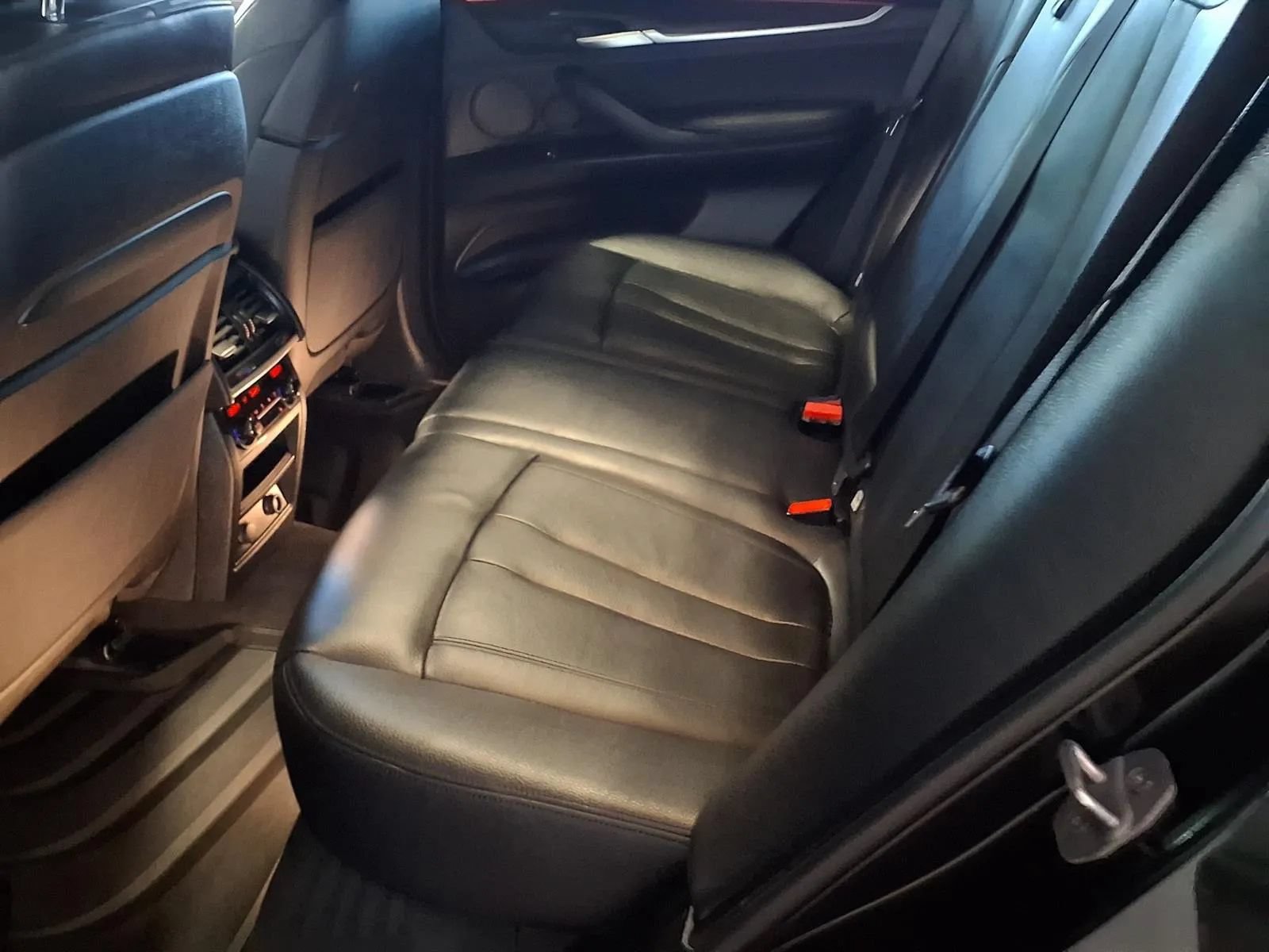 Used 2015 BMW X5 xDrive50i AWD/4WD image 15