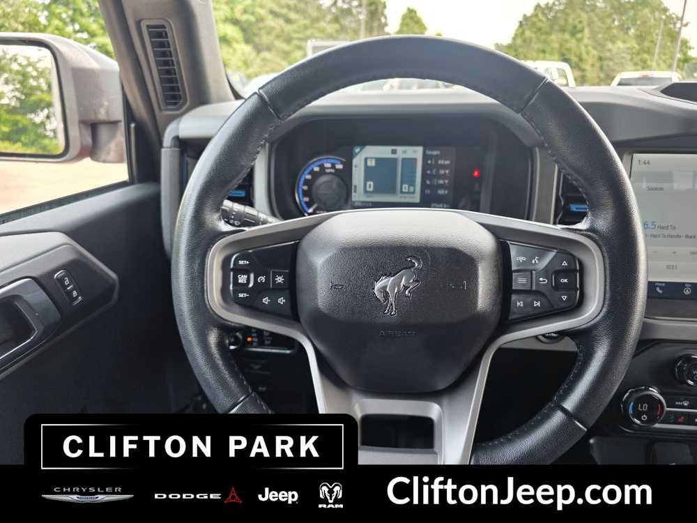 Used 2024 Ford Bronco Black Diamond AWD/4WD image 21