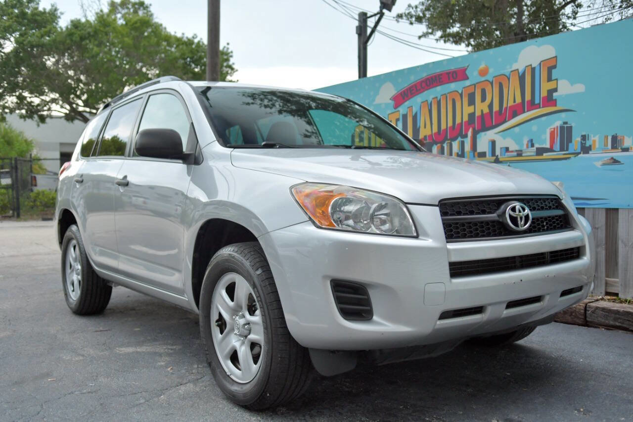 Used 2012 Toyota RAV4 FWD image 33
