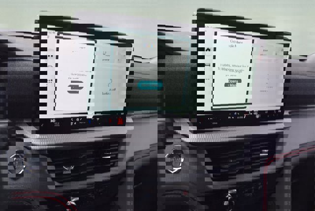 New 2026 Ford Explorer ST-Line w/ ST-Line Street Pack image 11