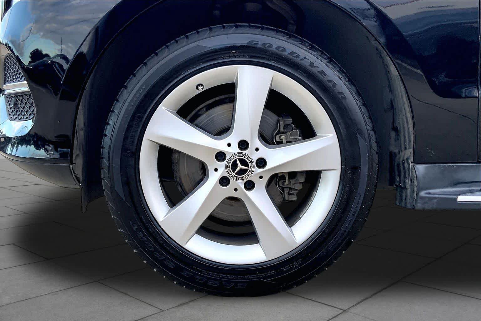 Used 2018 Mercedes-Benz GLE 350 image 11