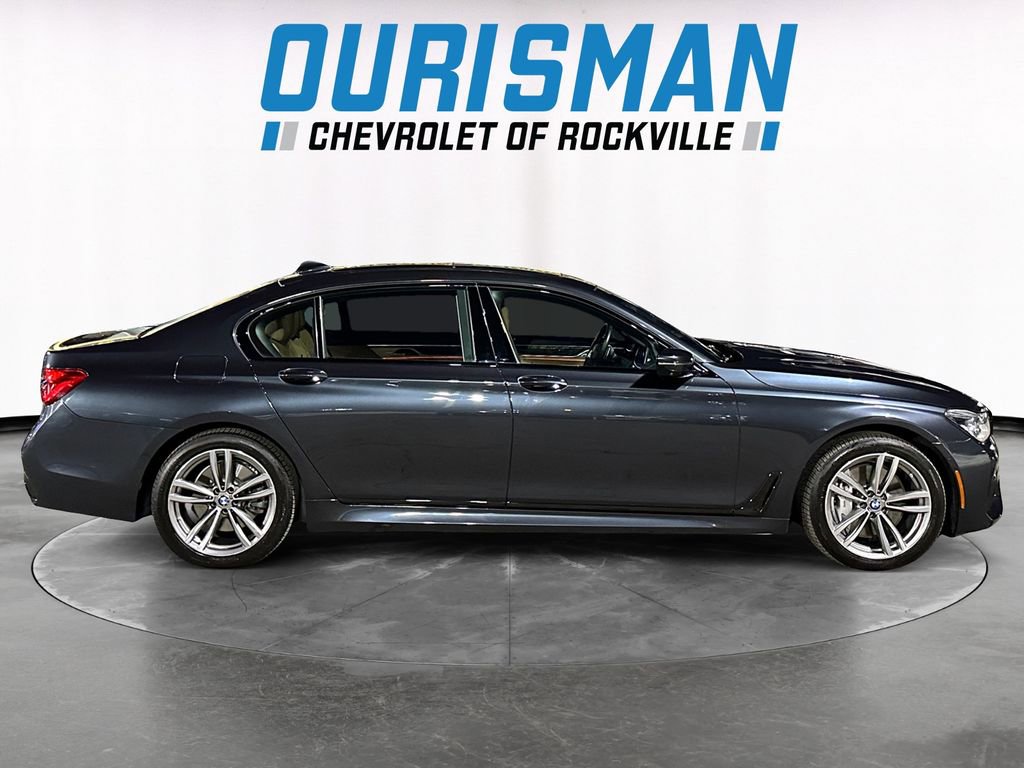 Used 2018 BMW 750i xDrive image 7