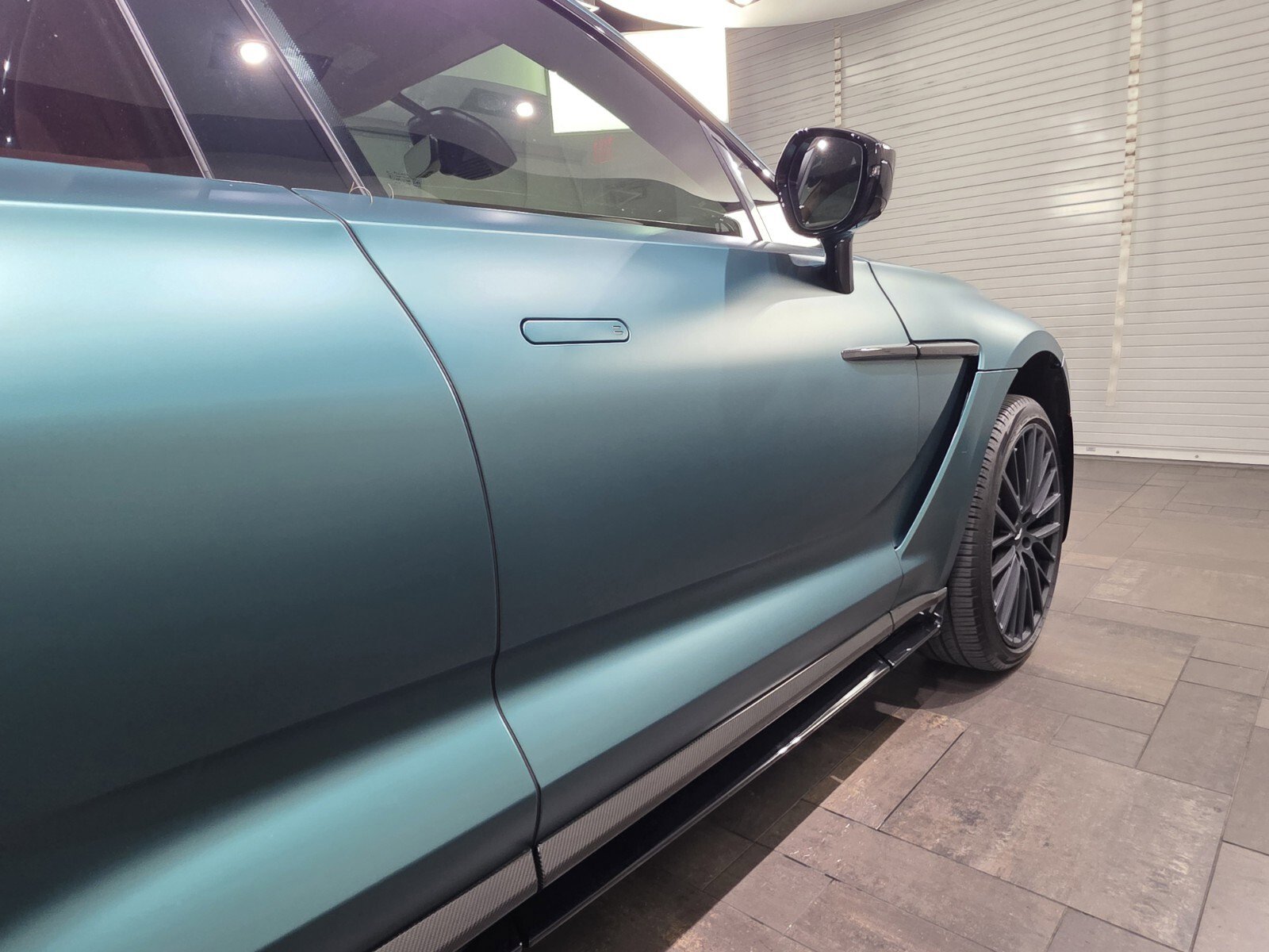 Used 2024 Aston Martin DBX 707 image 9