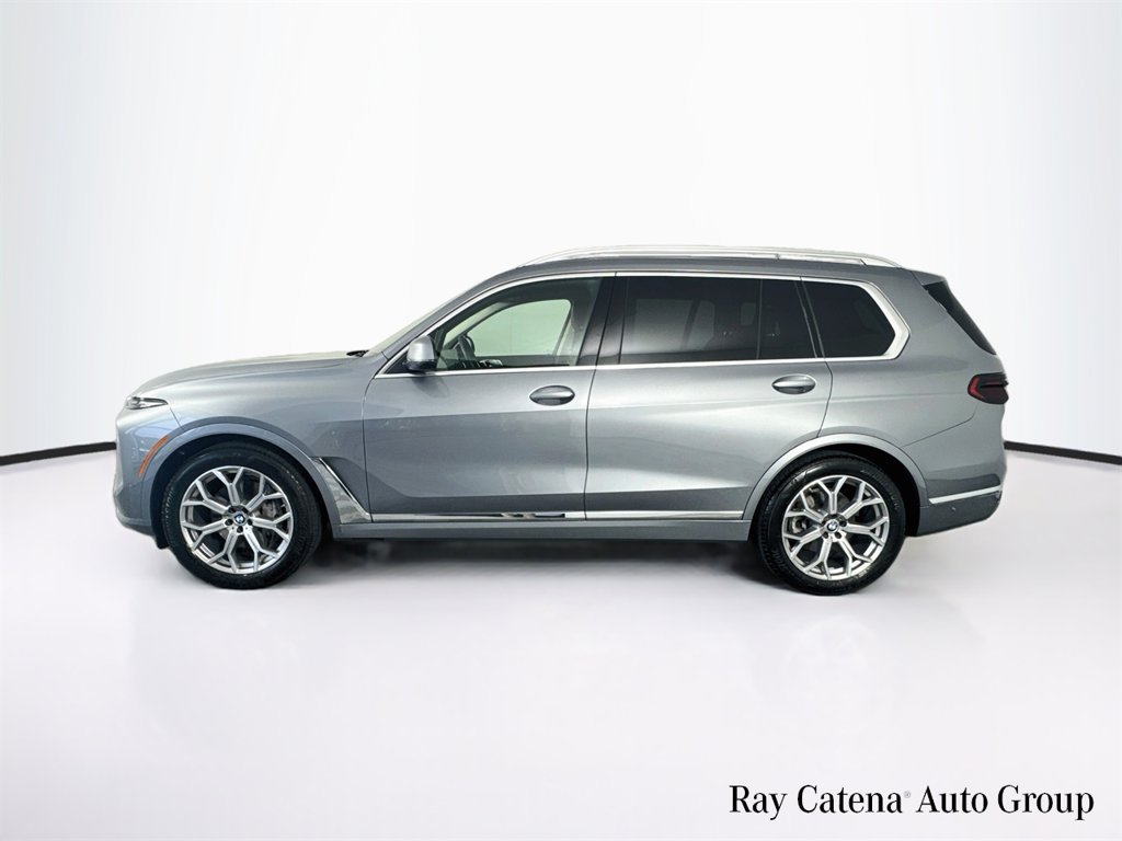 Used 2026 BMW X7 xDrive40i w/ Premium Package AWD/4WD image 4