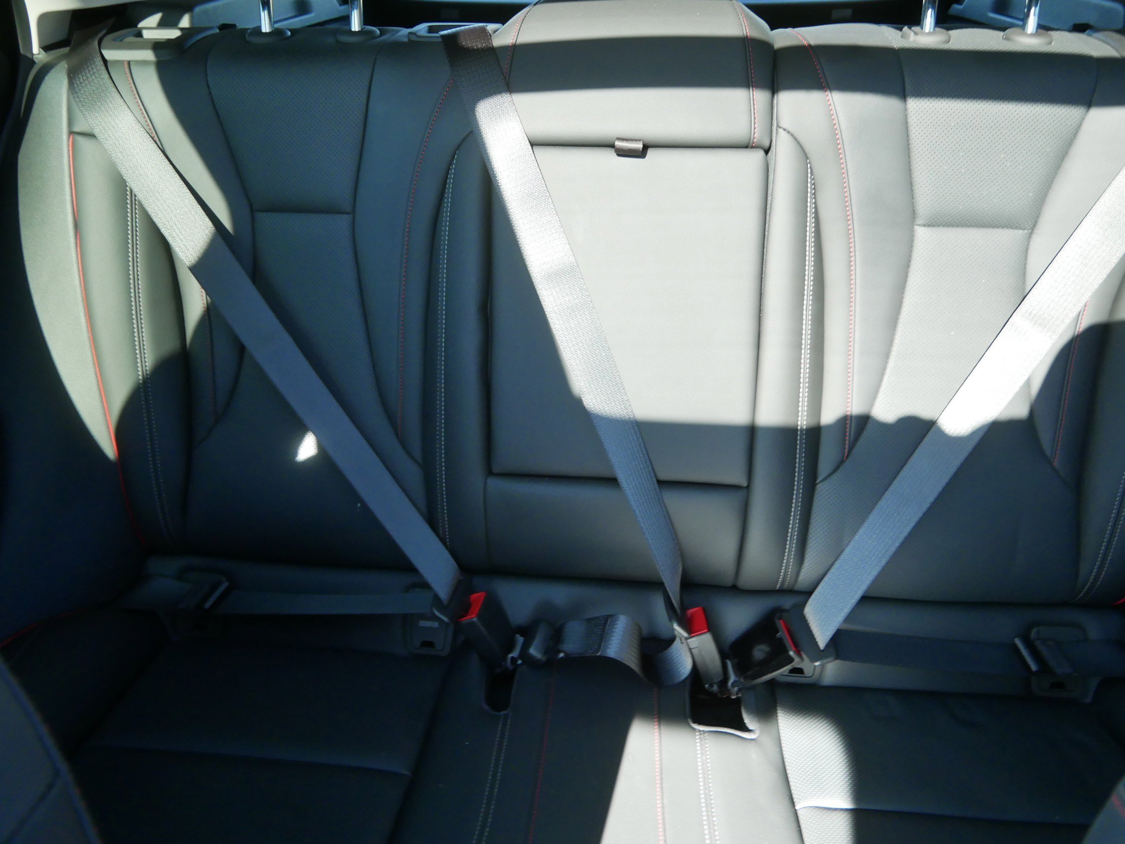 Used 2022 Buick Envision Essence w/ Technology Package I AWD/4WD image 13