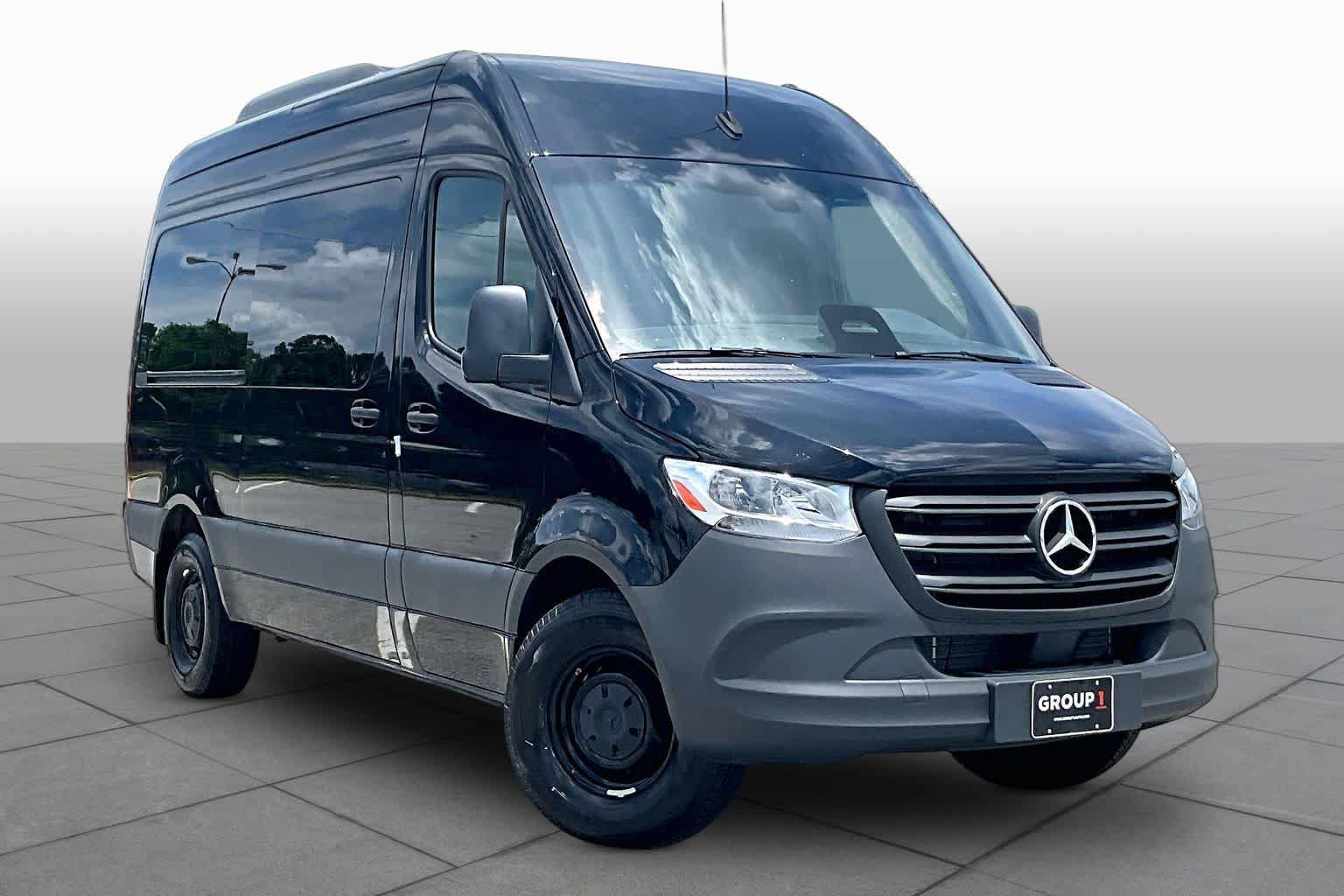 Used 2025 Mercedes-Benz Sprinter 2500 image 6