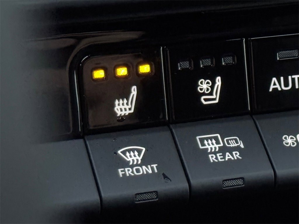 New 2026 Toyota Crown XLE image 31