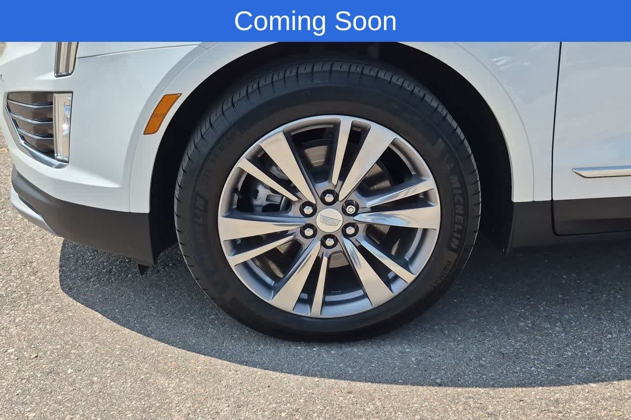 Used 2024 Cadillac XT5 Premium Luxury AWD/4WD image 13