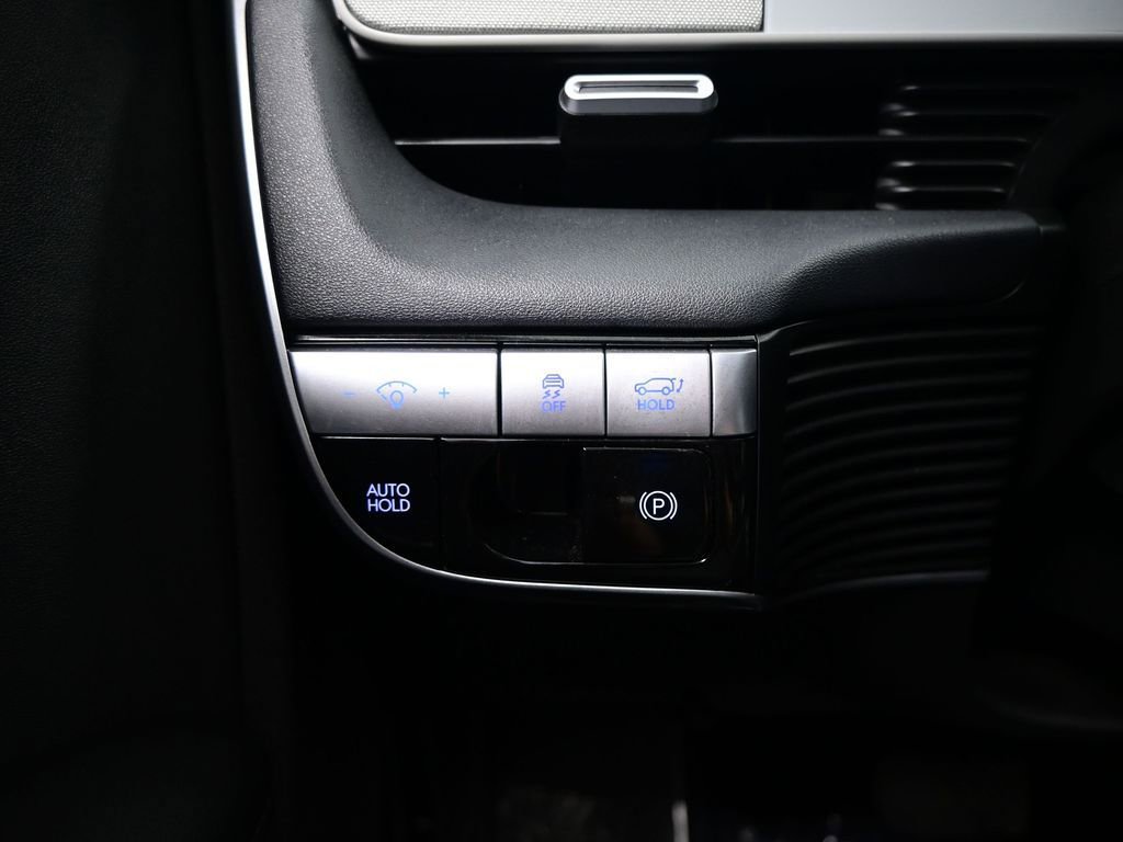 Used 2022 Hyundai Ioniq 5 SEL image 17