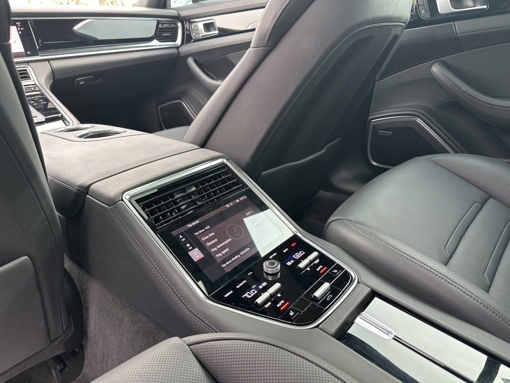 Used 2022 Porsche Panamera 4S image 12