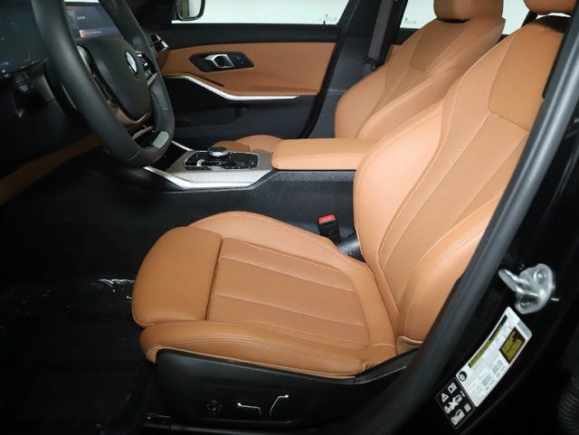 Used 2025 BMW 330i xDrive Sedan AWD/4WD image 21
