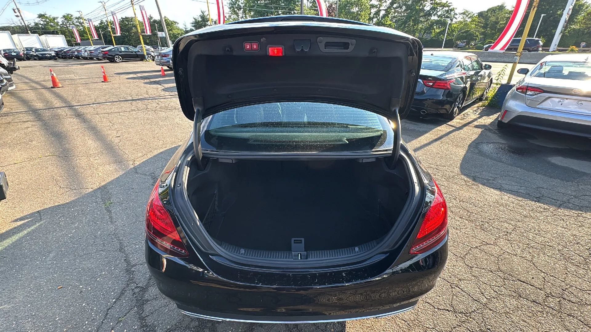 Used 2019 Mercedes-Benz C 300 4MATIC Sedan w/ Premium Package image 17
