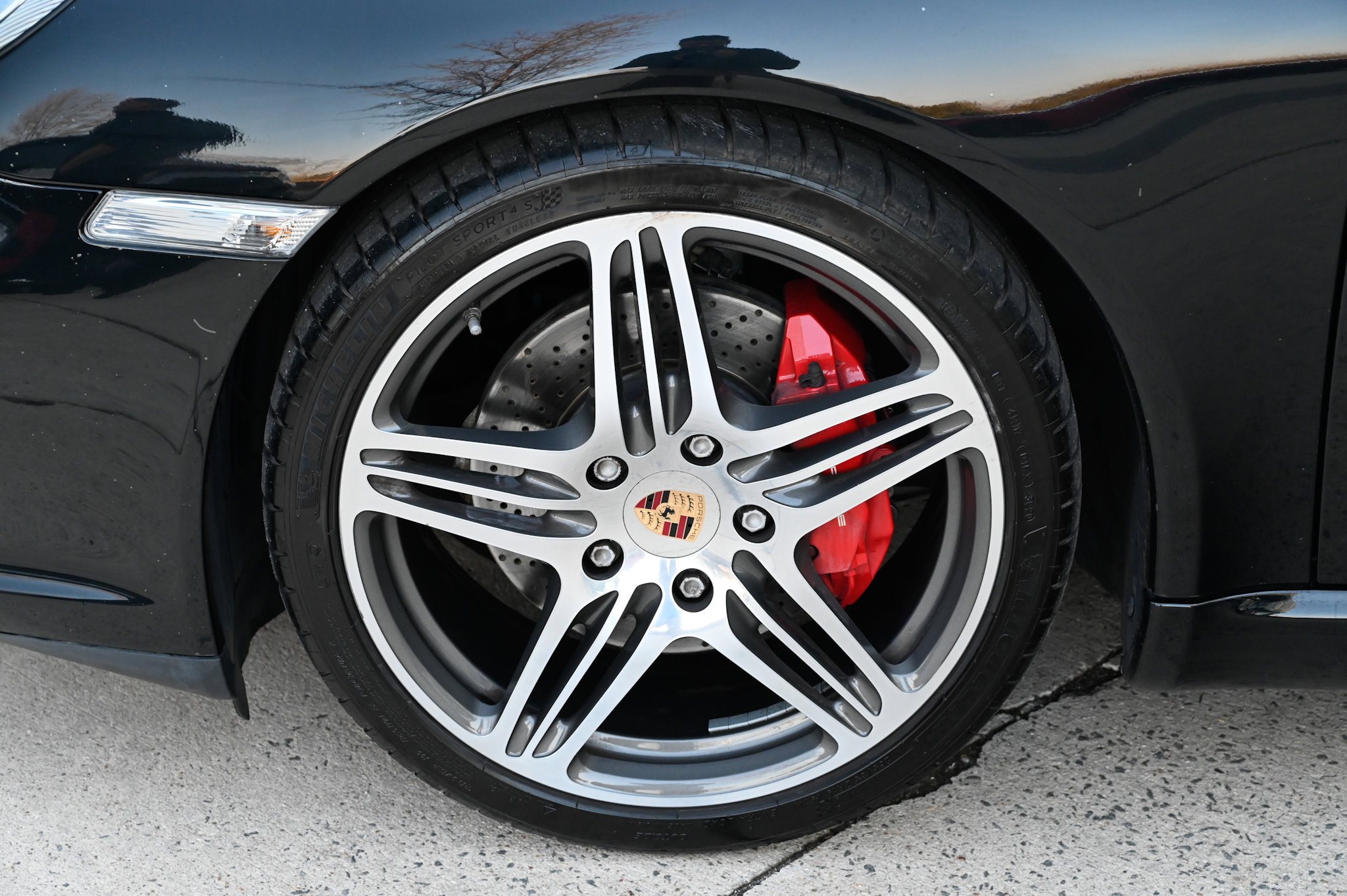 Used 2009 Porsche 911 Carrera S image 9