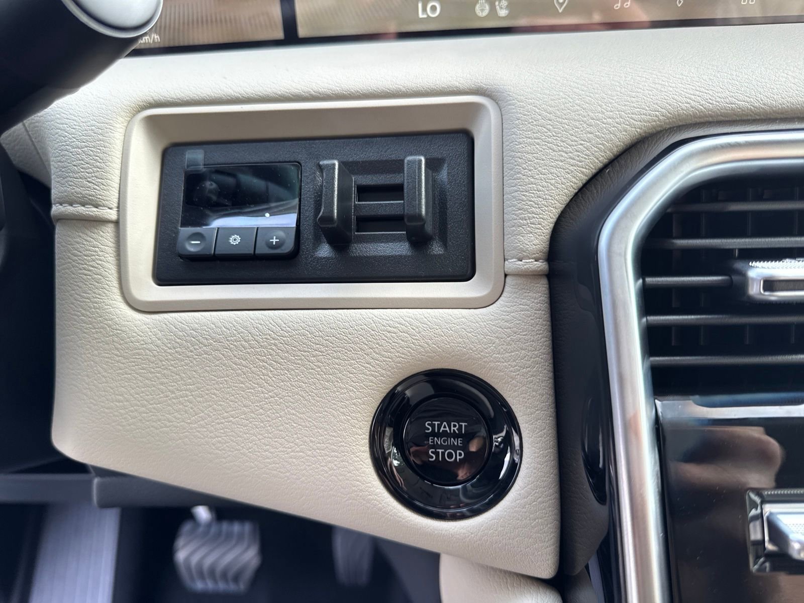 New 2026 Nissan Armada Platinum Reserve image 20