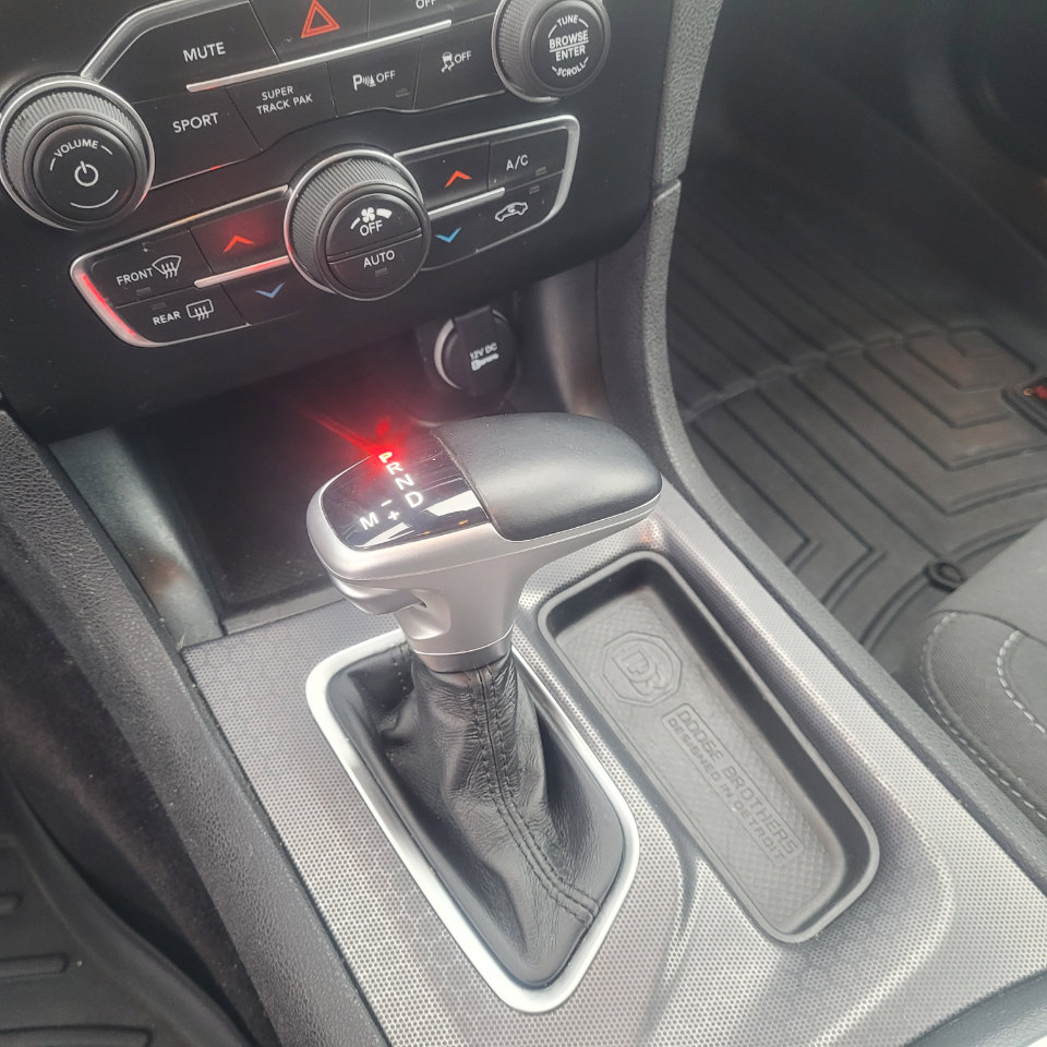 Used 2018 Dodge Charger GT image 19