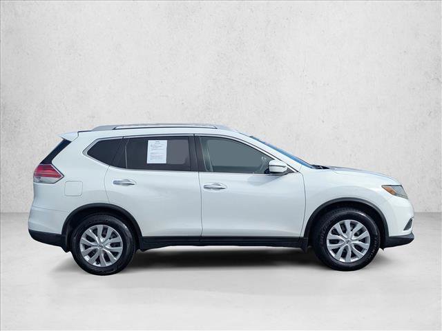 Used 2016 Nissan Rogue S w/ Appearance Package image 4