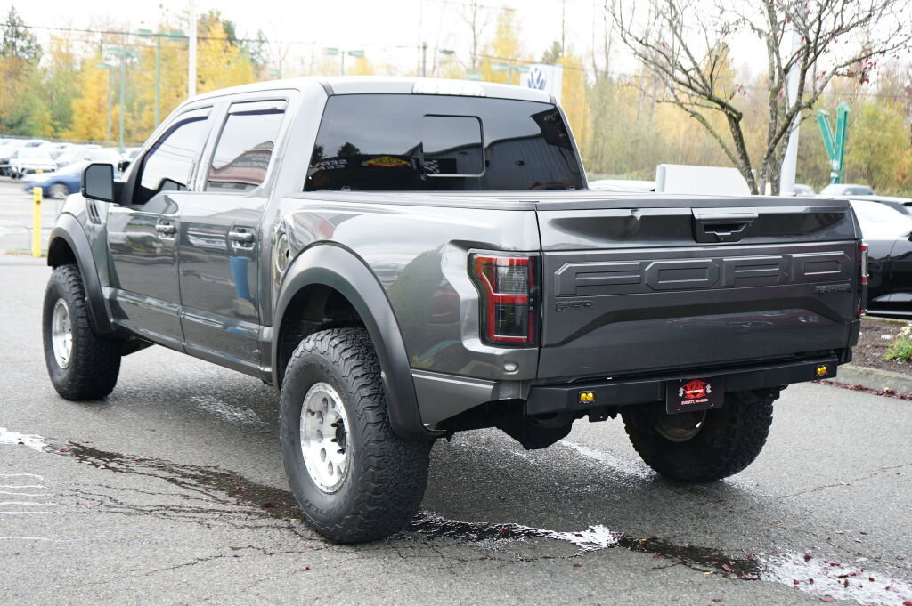 Used 2018 Ford F150 Raptor w/ Equipment Group 802A Luxury image 3