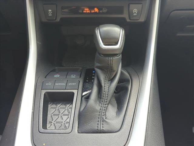 Used 2023 Toyota RAV4 XLE Premium image 10