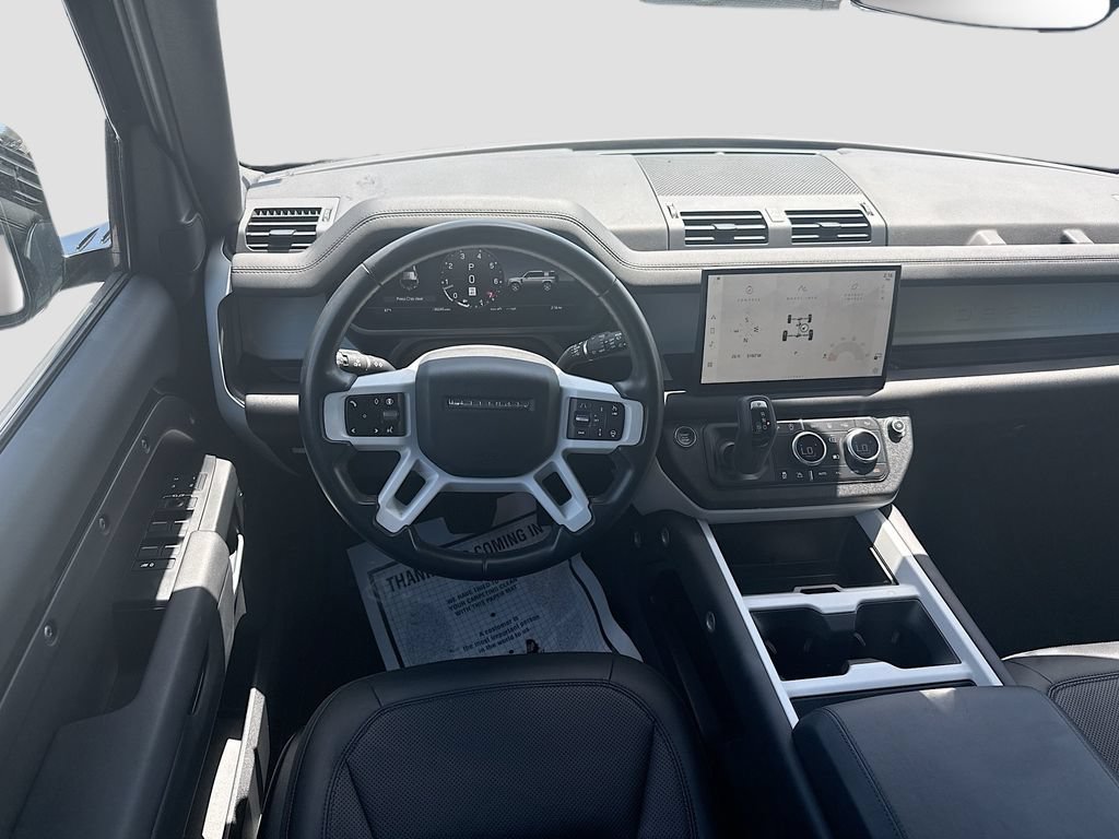 Used 2025 Land Rover Defender 110 S AWD/4WD image 23