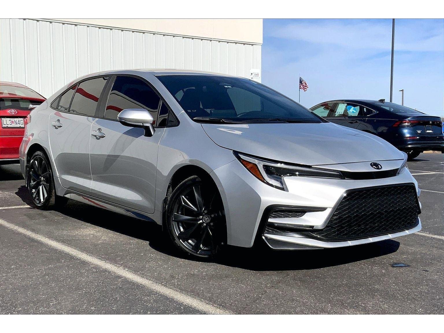 Used 2024 Toyota Corolla SE image 28