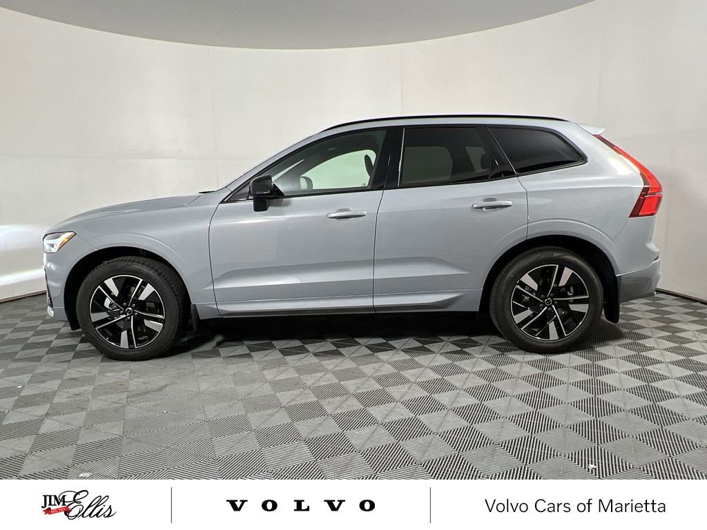 New 2026 Volvo XC60 B5 Core w/ Climate Package image 5