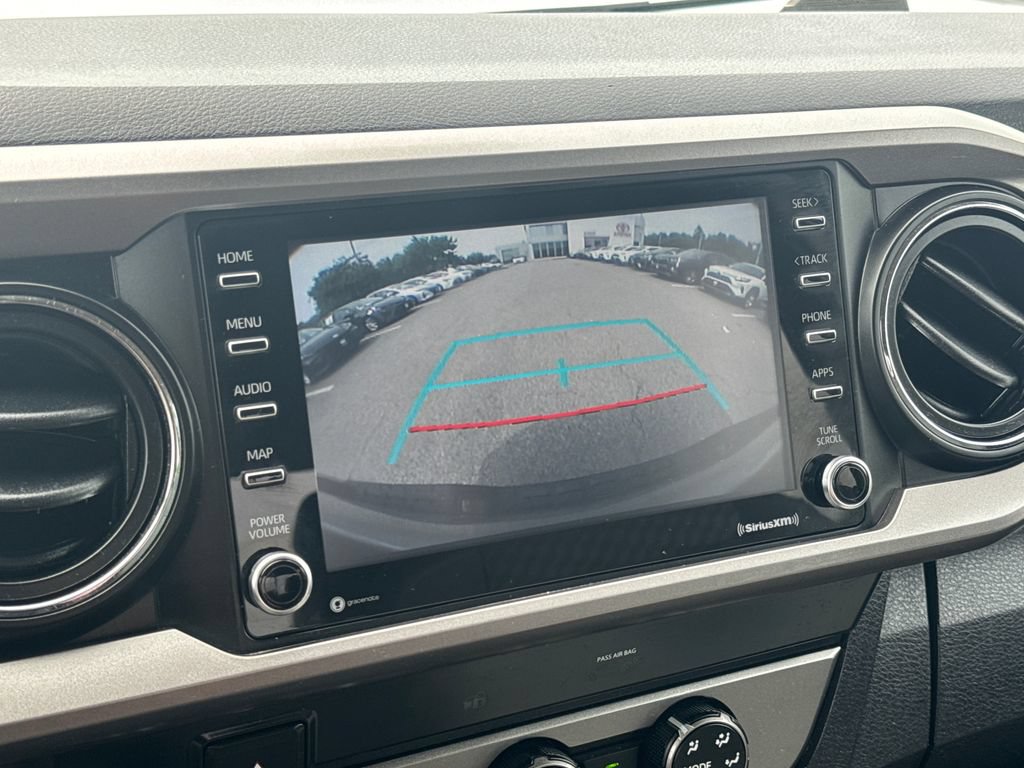 Used 2020 Toyota Tacoma SR5 AWD/4WD image 23